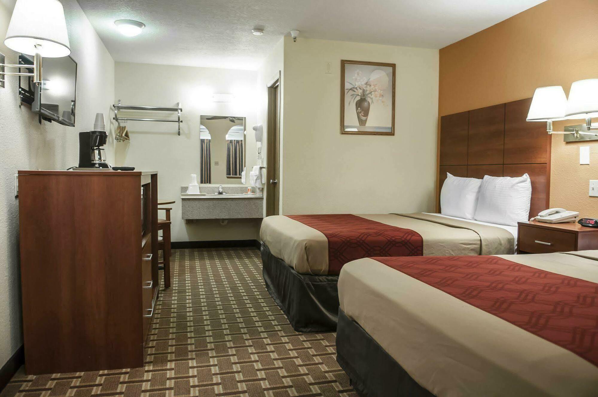 Econo Lodge Midtown Albuquerque Exterior photo